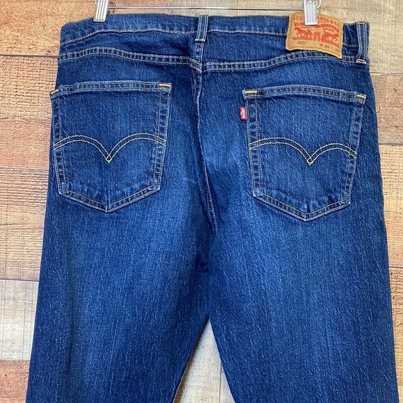 Levi Strauss 36x34 Boot Cut Jeans - Picture 3 of 5